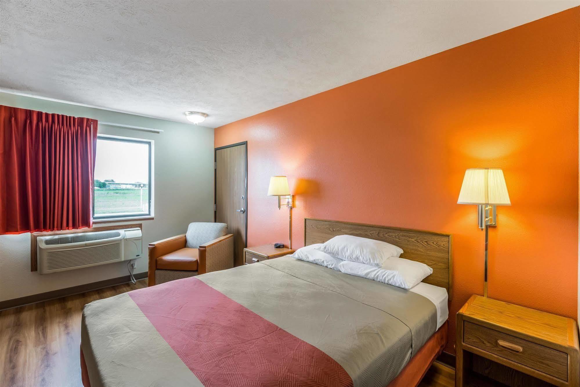 Motel 6 Percival Ia Exterior photo